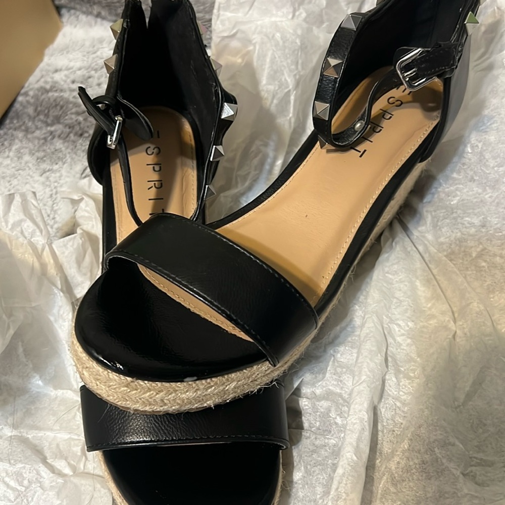 Esprit Wedge